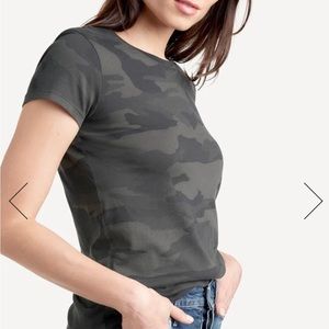 Splendid camo t shirt